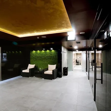 Liana Hrebienok C106 Апартаменты