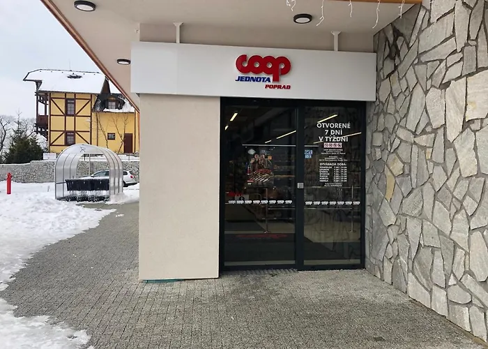 Liana Hrebienok C106 Апартаменты