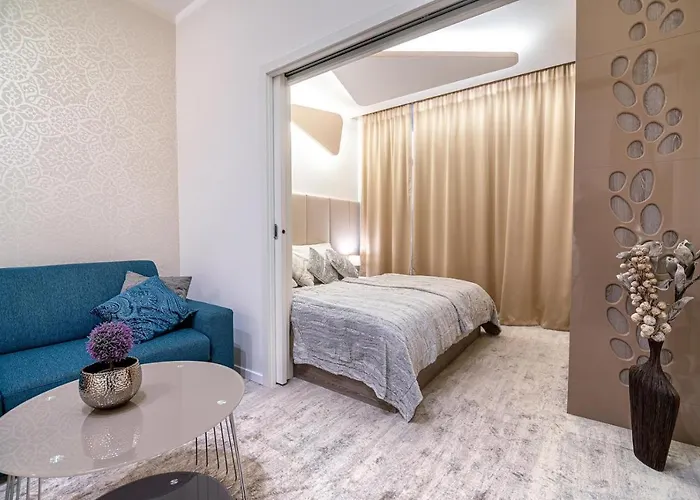 Liana Hrebienok C106 Апартаменты *